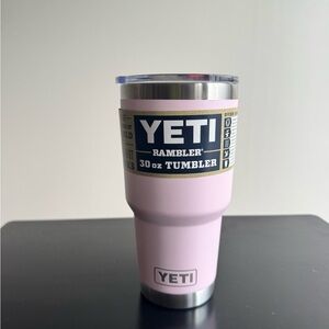 YETI Rambler 30 oz Tumbler in Light Pink